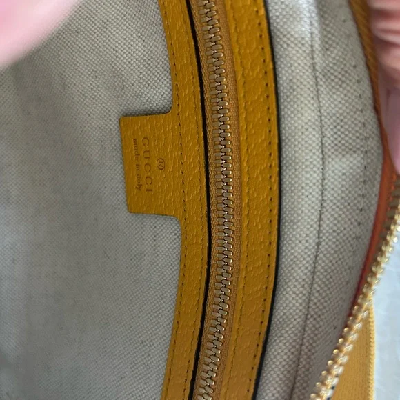 Gucci Bloom Belt Bag - Picture 7 of 9